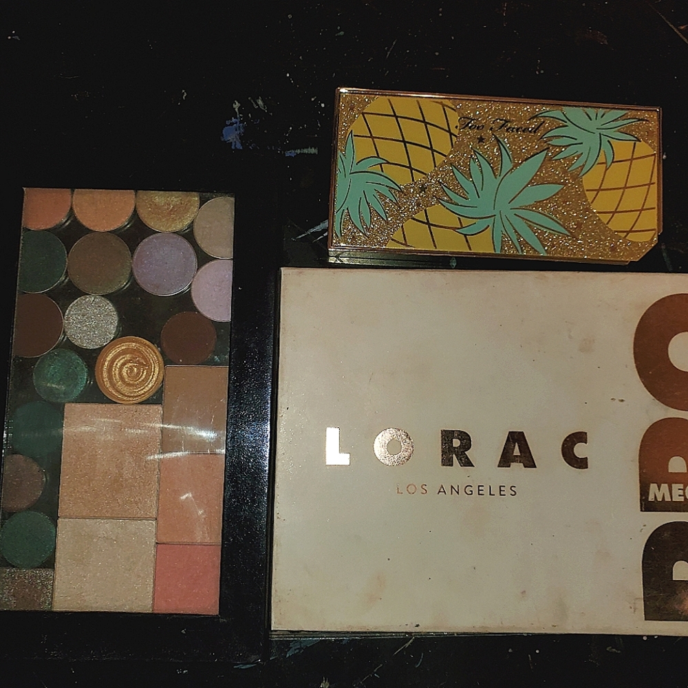 Makeup palette bundle